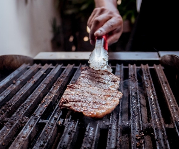 A better way to clean your BBQ grill